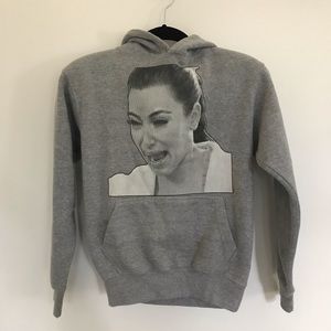 Kim Kardashian sweater